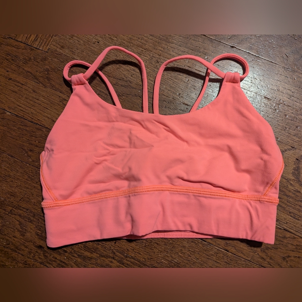 EUC Lululemon sports bra, 4
